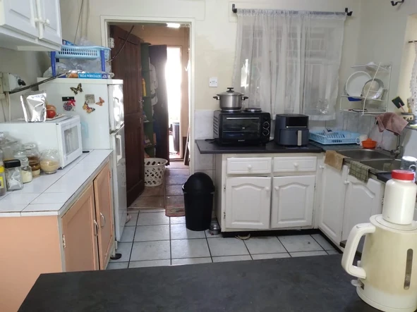 3 Bedroom Garden Flat