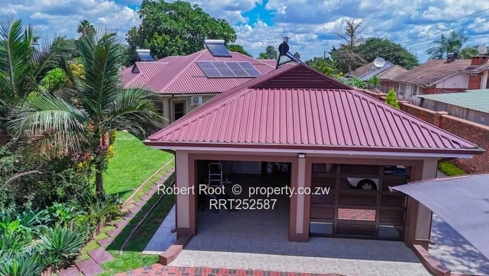 Ultra Modern 4 bed family home