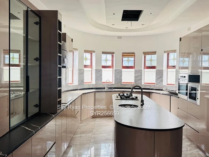 Luxury Brookview Estate For Sale 
