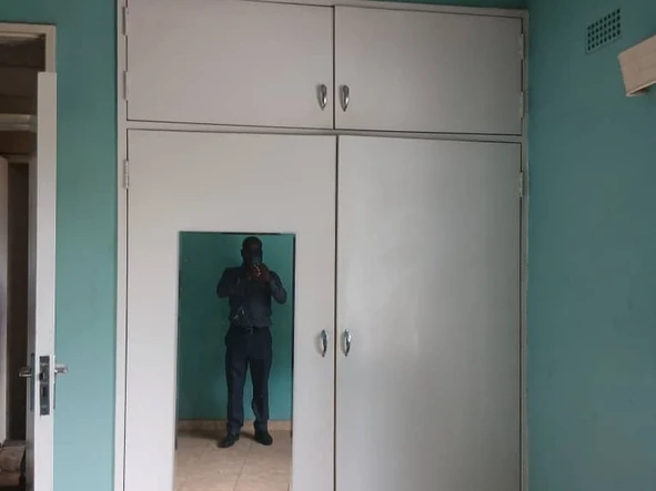 3 Bedroom Flat & Apartment