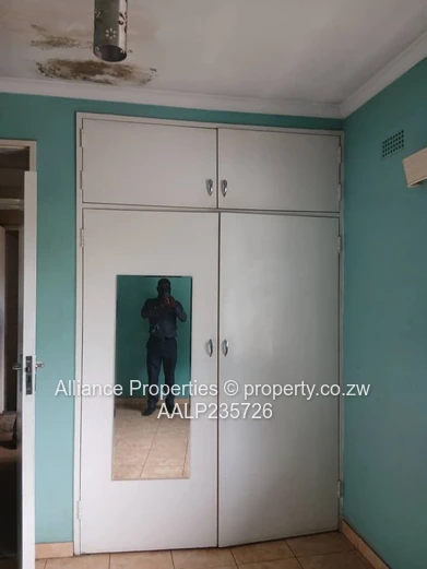 Duplex Investment: 3-Bed Unit with Garage & Deeds in Central Avenues Location