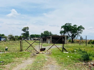 Commercial & Industrial Land