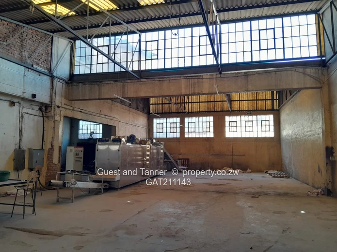 742 sqm Waterfalls Warehouse & Factory for rent