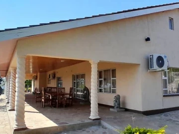 7 Bedroom House