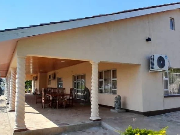 7 Bedroom House