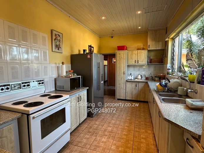Comfortable Family Residence