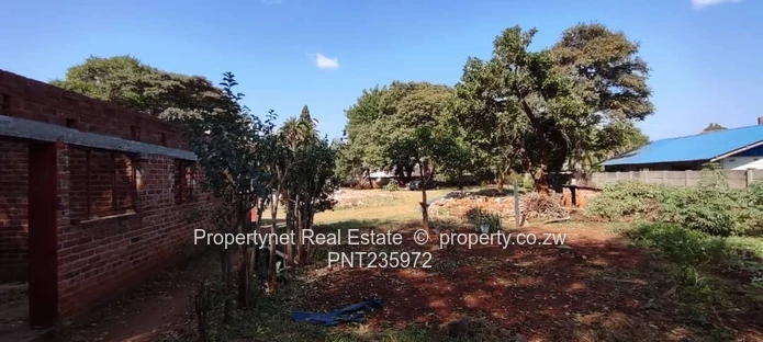 Prime Commercial Property for Sale!