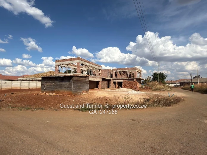 House for Sale in Fairview Gated Community - Westgate.