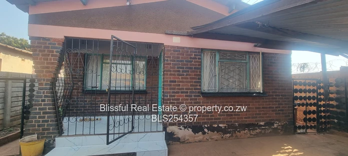 Kuwadzana 7 house for rent