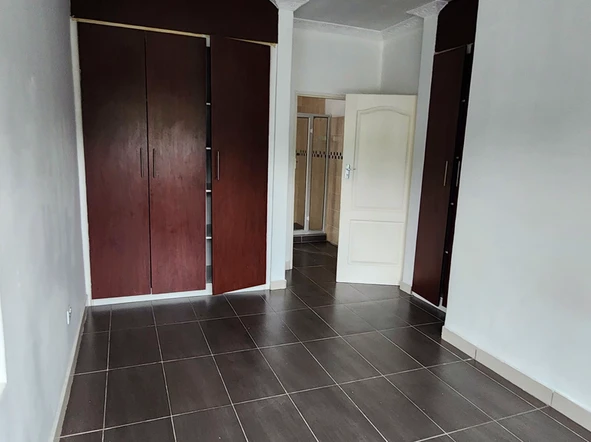 3 Bedroom Garden Flat