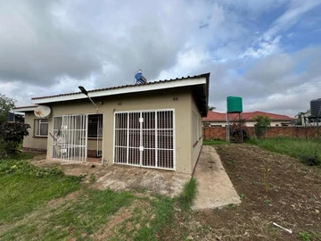 2 Bedroom Cottage