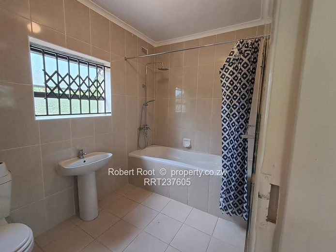 Lovely 2 bed family home with stunning views!