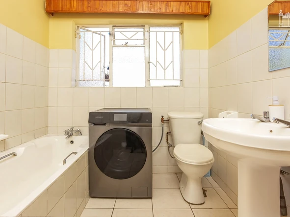 3 Bedroom Garden Flat