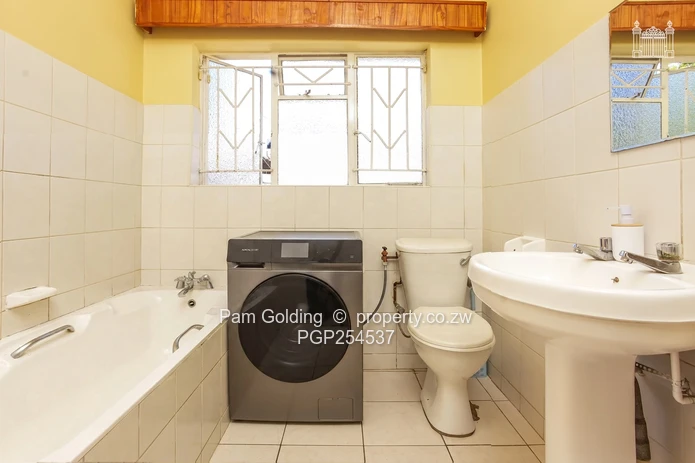3 Bedroom Villa on Coronation Avenue