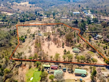 Stands & Residential Land