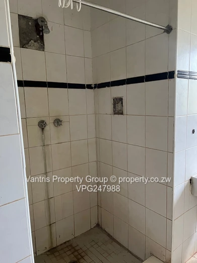 5-Bed Home in Knowe Norton — Title deed !!! (Sole Mandate)