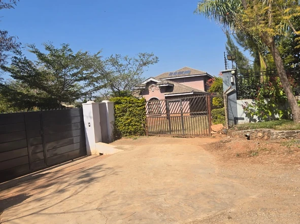 5 Bedroom House