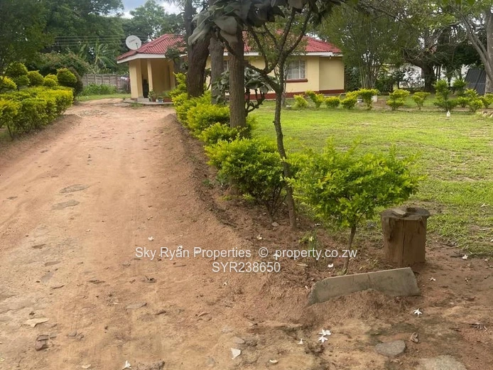 Queensdale House For Sale