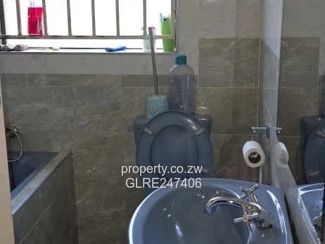 Renovated 4-Bed House in Damofalls with Borehole