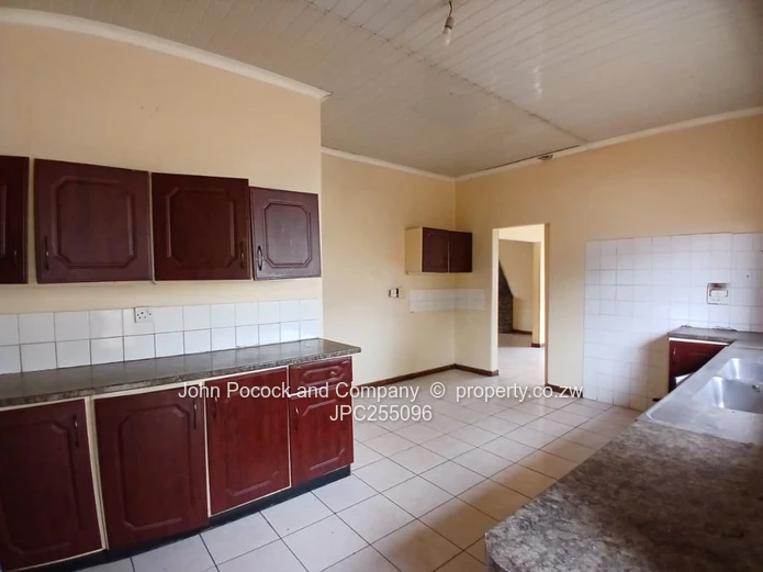 ESTABLISHED BURNSIDE | 4,048 m² | HOME & INVESTMENT OPPORTUNITY