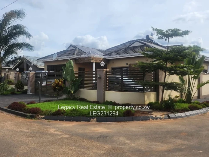 Modern Aspindale Park Residence for Rent