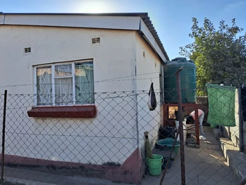 Spacious 4-Bedroom Family Home for Sale in Mabvuku, Harare!