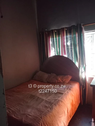 Mabvuku 5 Bed House
