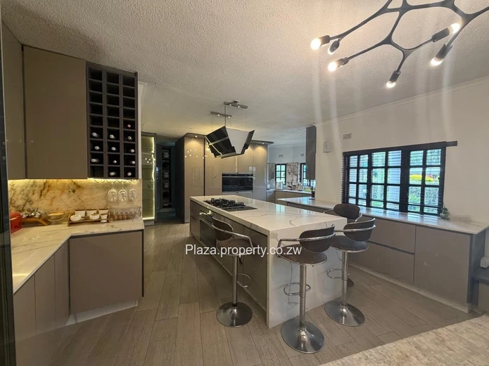 Borrowdale Brooke 4-Bed Oasis: Pool, Lush Garden