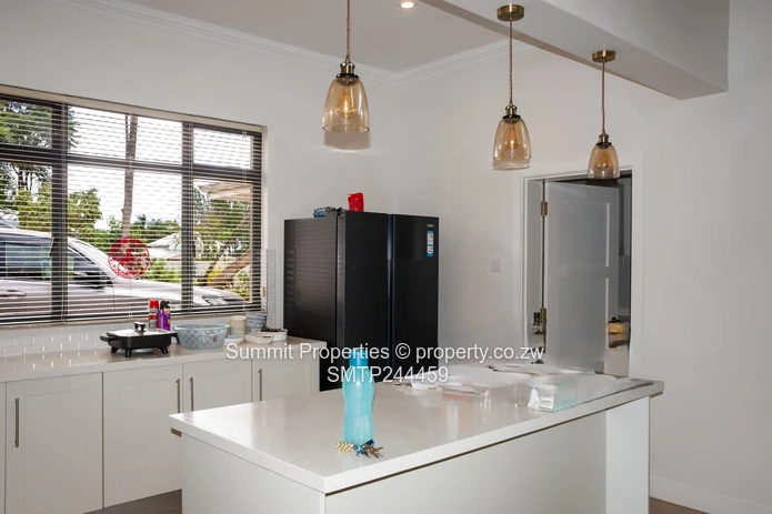 4-Bedroom Modern House | Glen Dacomb, Chisipite