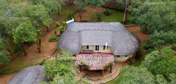 House for sale in Bushmead Masvingo (Sole Mandate)