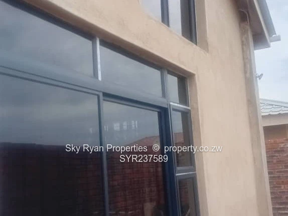 GLAUDINA HOUSE FOR SALE ki