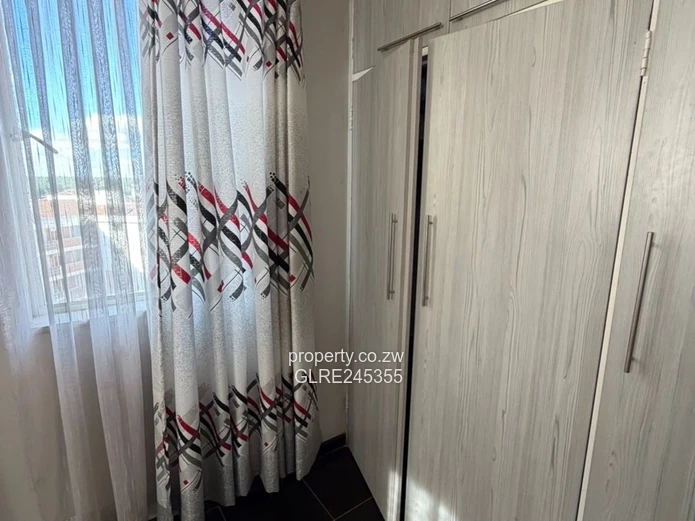 Eastlea 2-Bed Unit - En-suite, Water Tank & Verandah