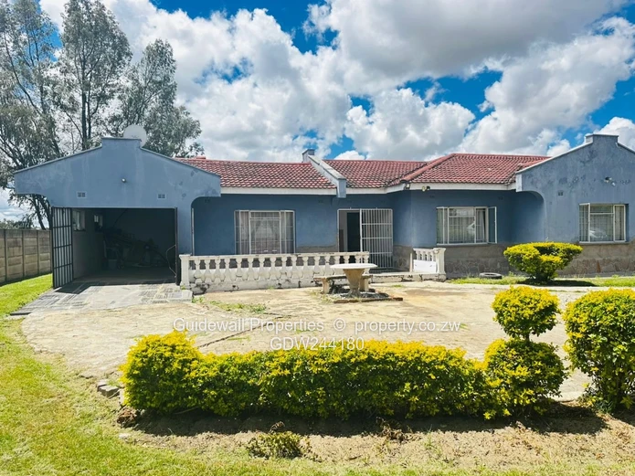 Chadcombe 3 bedroomed house for sale