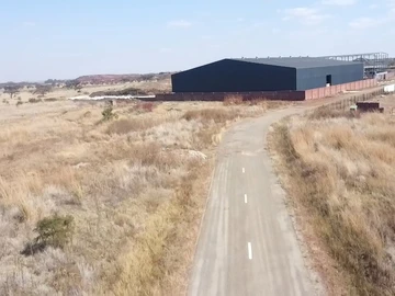 Commercial & Industrial Land