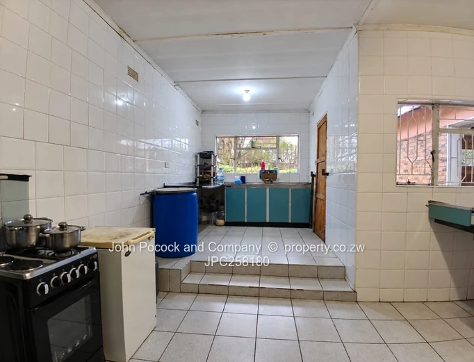 4 Bedroom Home in Matsheumhlope!