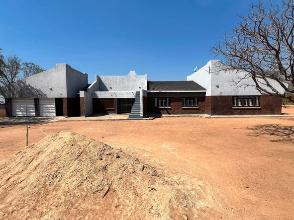 Farm & Agricultural Land