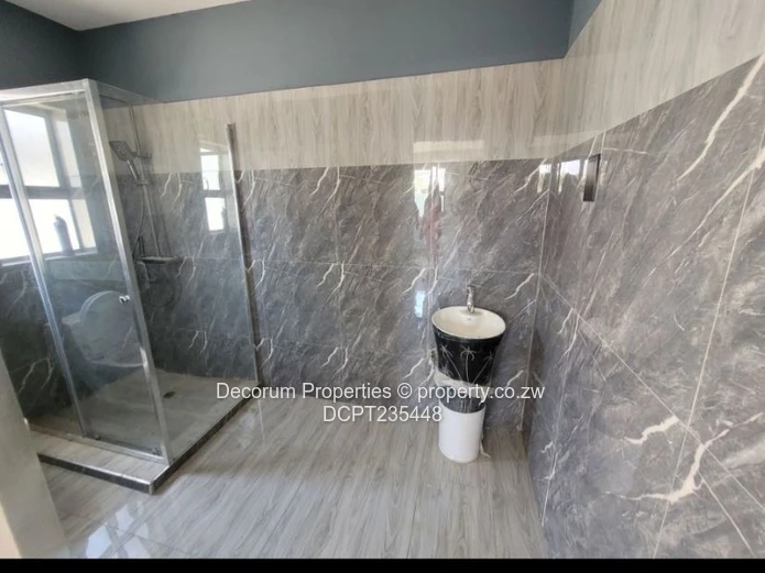 Modern 4-Bed Arlington House, Harare South – 386m²