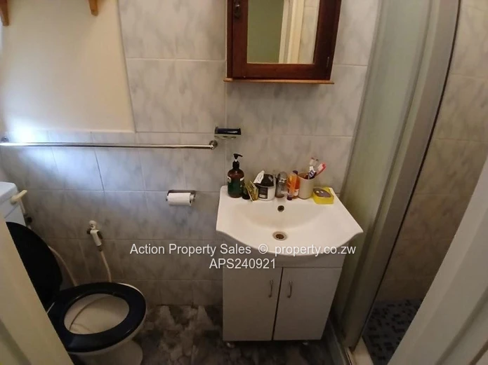 Fully Furnished 3 Bed Dandaro Unit! 