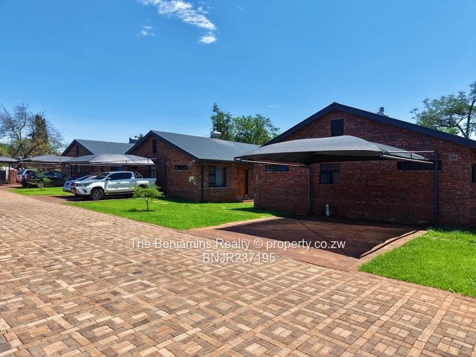 Established 3 bed Cluster unit