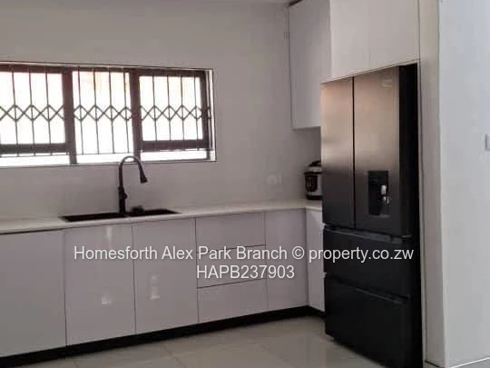 All round neat and modern home, a must see