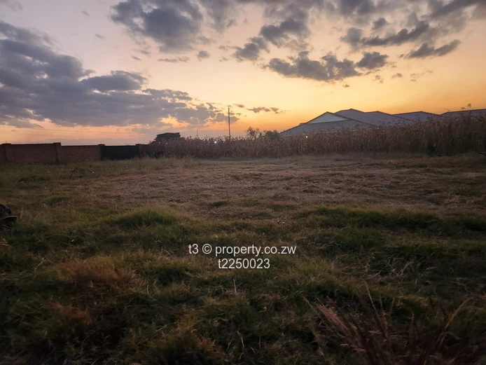 Residential Stand with Cottage for Sale in Sunway City, Harare East
