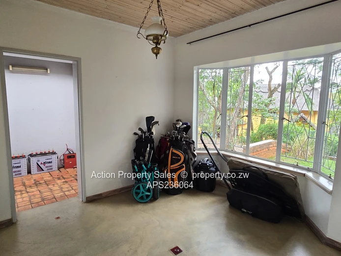 Lovely Townhouse For Rent In The Brooke 