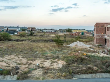 Stands & Residential Land