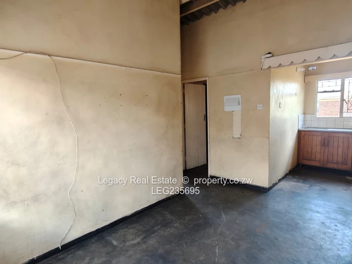 Well-Maintained Flamingo Flat in Secure Block,Compact Comfort Well-Maintained 2-Bedroom Flat