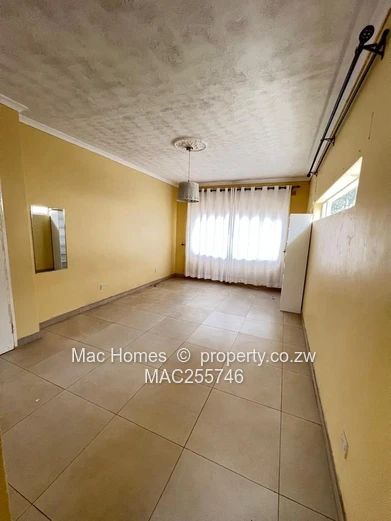 3-Bedroom Villa For Sale – Coronation Avenue