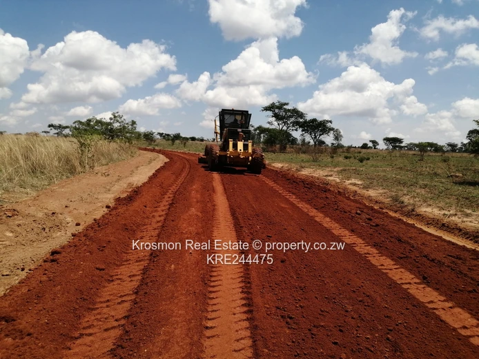 2000 m² Stand on Red-Soil Road in Access-Controlled Marondera (Sole Mandate)