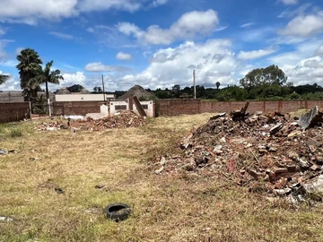 Commercial & Industrial Land