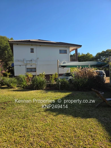 Sunlit 2-Bed Borrowdale Flat with Borehole & Garden (Sole Mandate)