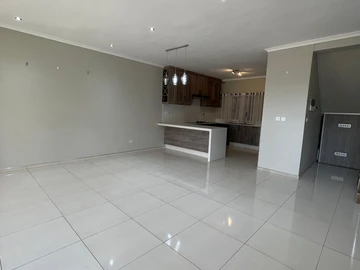 3 Bedroom Flat & Apartment