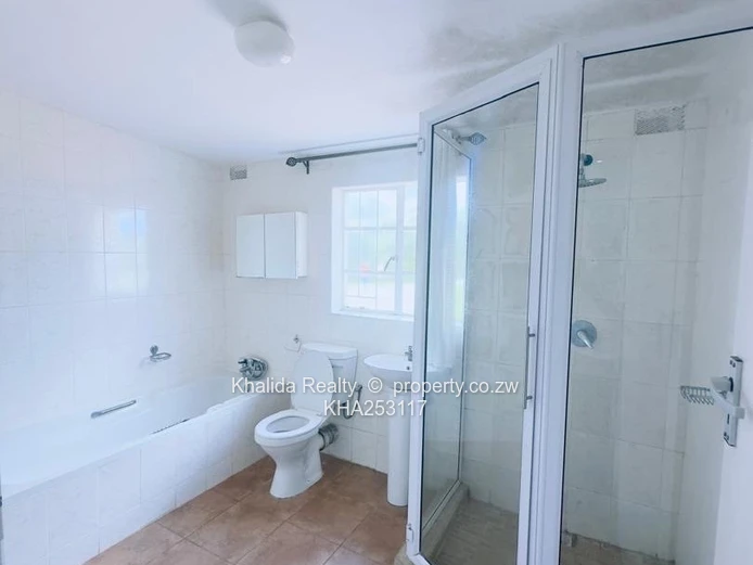 Marlborough House for Rent With a 3 Bed Cottage 
